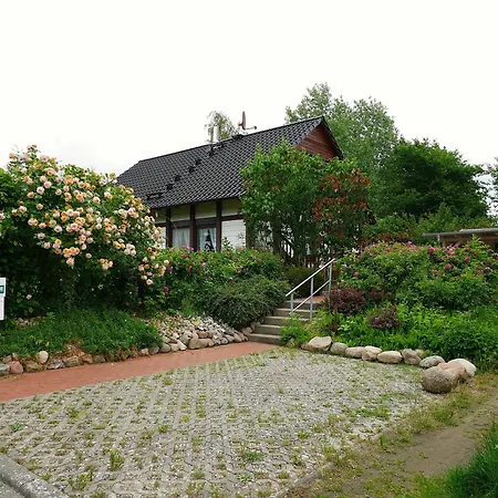 Casa de Férias Poeler Kommood Huus Kaltenhof